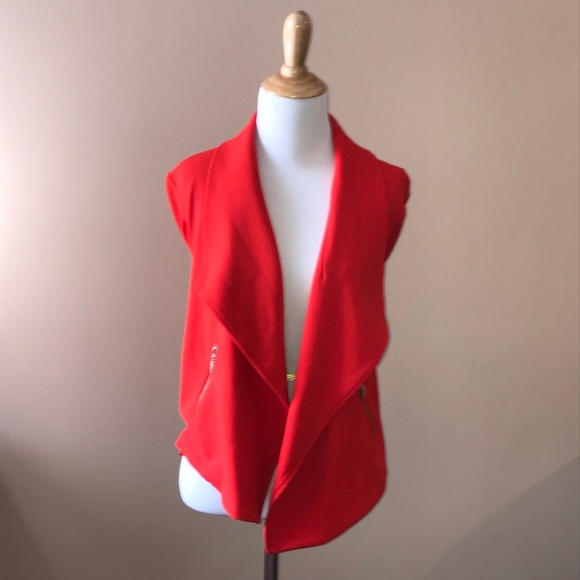NWT Gianni Bini Boss Red Blazer with Gold Accents - Picture 8 of 12